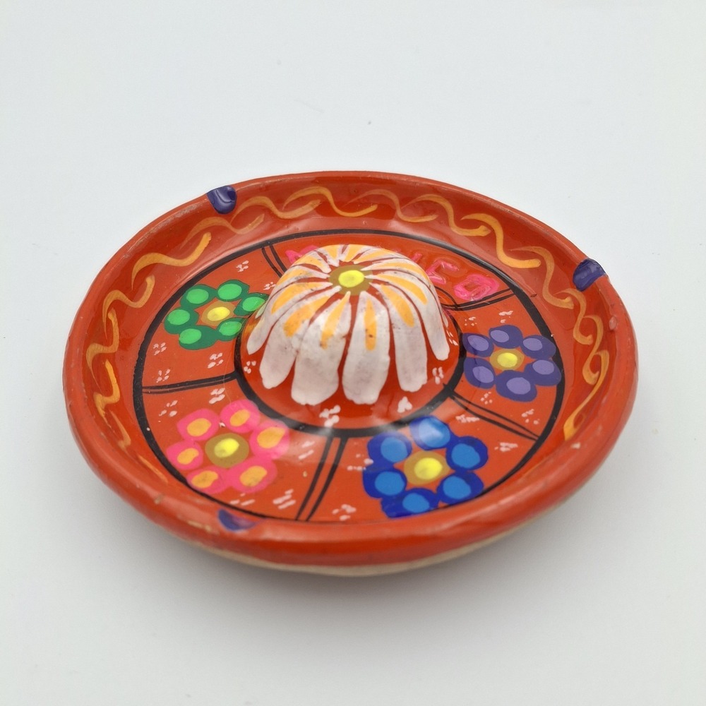 Sombrero Hat Ashtray Mexico Handpainted Clay Pottery Souvenir Vibrant Colors 5"